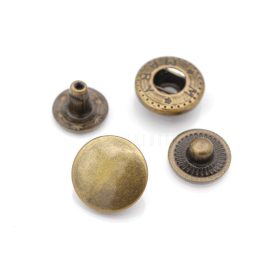 Kesztyű patent 15mm Antik-50db