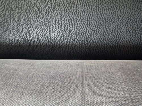 Műbőr fekete nagy mintás 